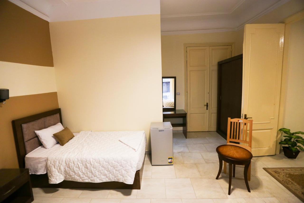 Valencia Boutiqe Cairo Hostel Buitenkant foto