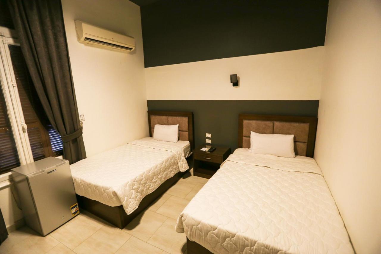 Valencia Boutiqe Cairo Hostel Buitenkant foto