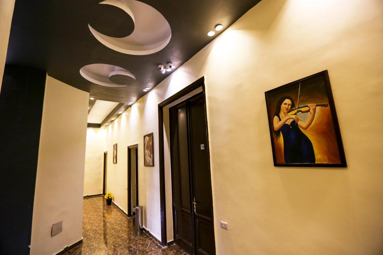 Valencia Boutiqe Cairo Hostel Buitenkant foto